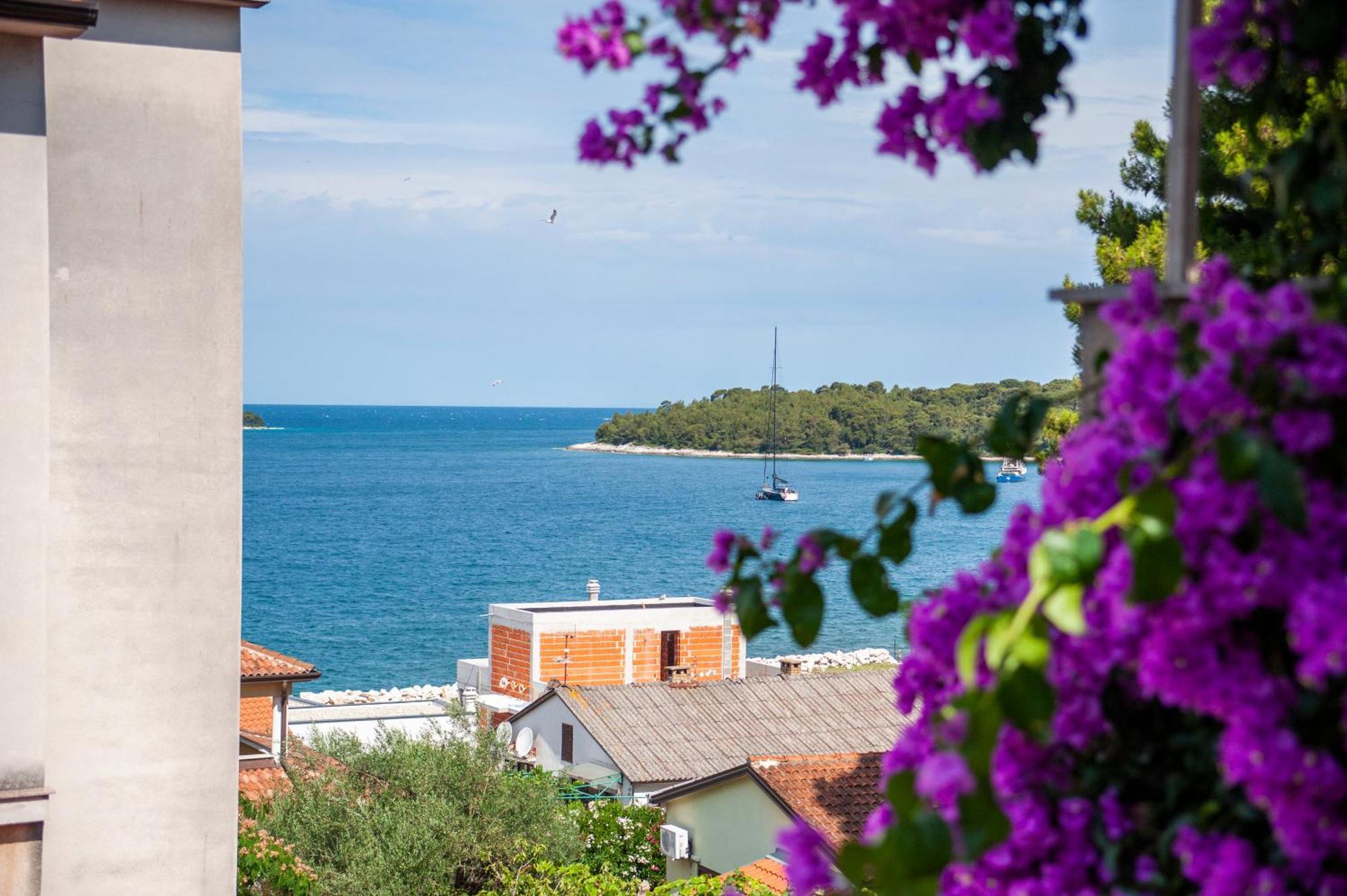 Luna Tsuki Seven Lejlighedshotel Rovinj Eksteriør billede